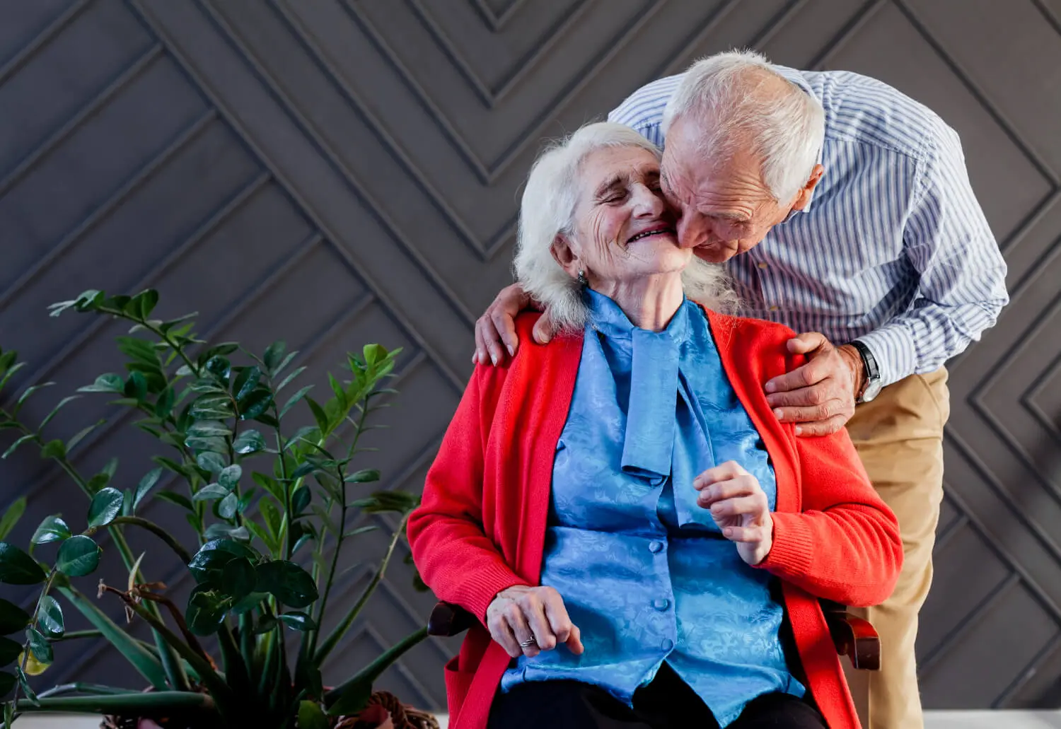 Unluck Seamless Senior Care with ZenZu App